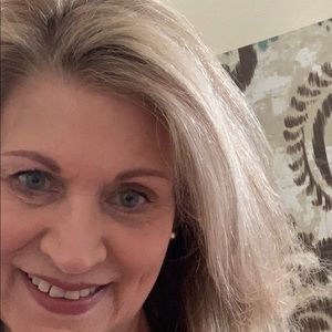 Meet your Posher, Lou Ann